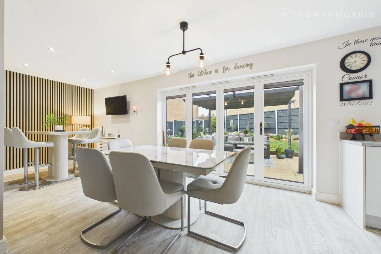 Wilcox Drive, St. Neots, PE19, photo 3