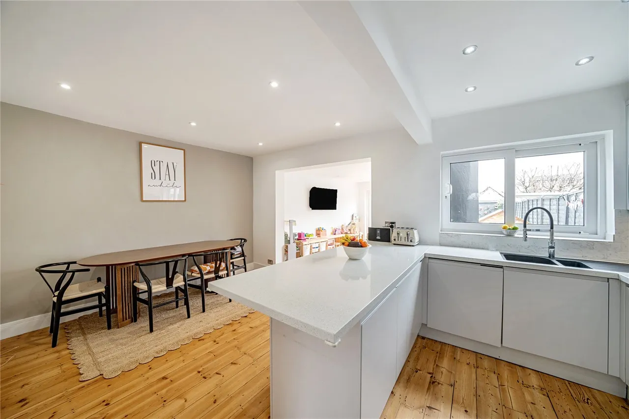 Westbrook Avenue, Hampton, TW12 2RE, photo 4