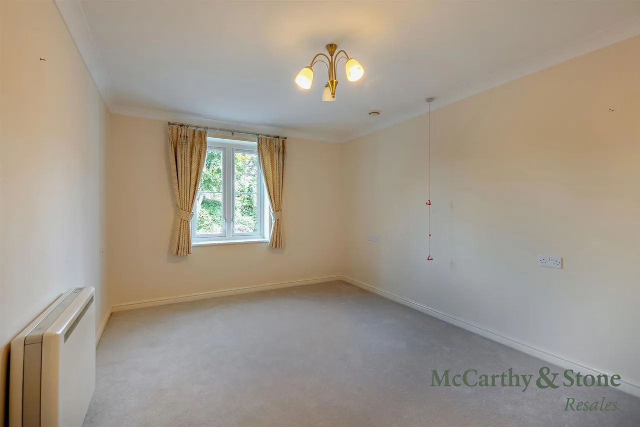 Grange Road, Uckfield, TN22, photo 8