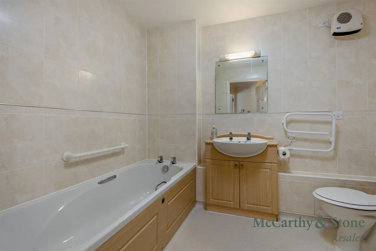 Grange Road, Uckfield, TN22, photo 11