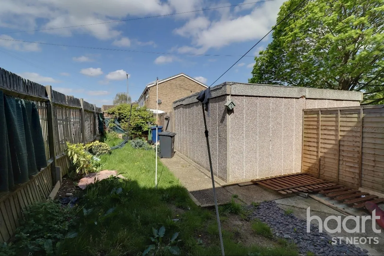 Queens Gardens, Eaton Socon, PE19, photo 16