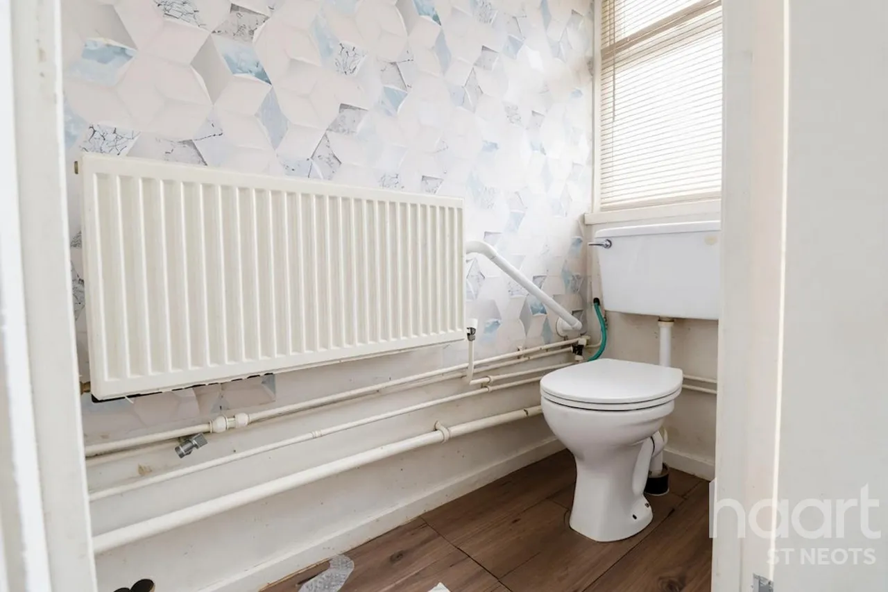 Queens Gardens, Eaton Socon, PE19, photo 7