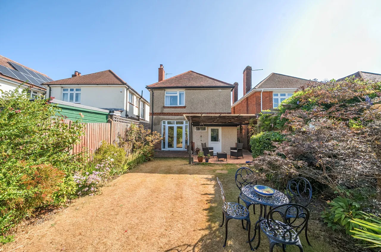 Pentire Avenue, Upper Shirley, SO15, photo 14