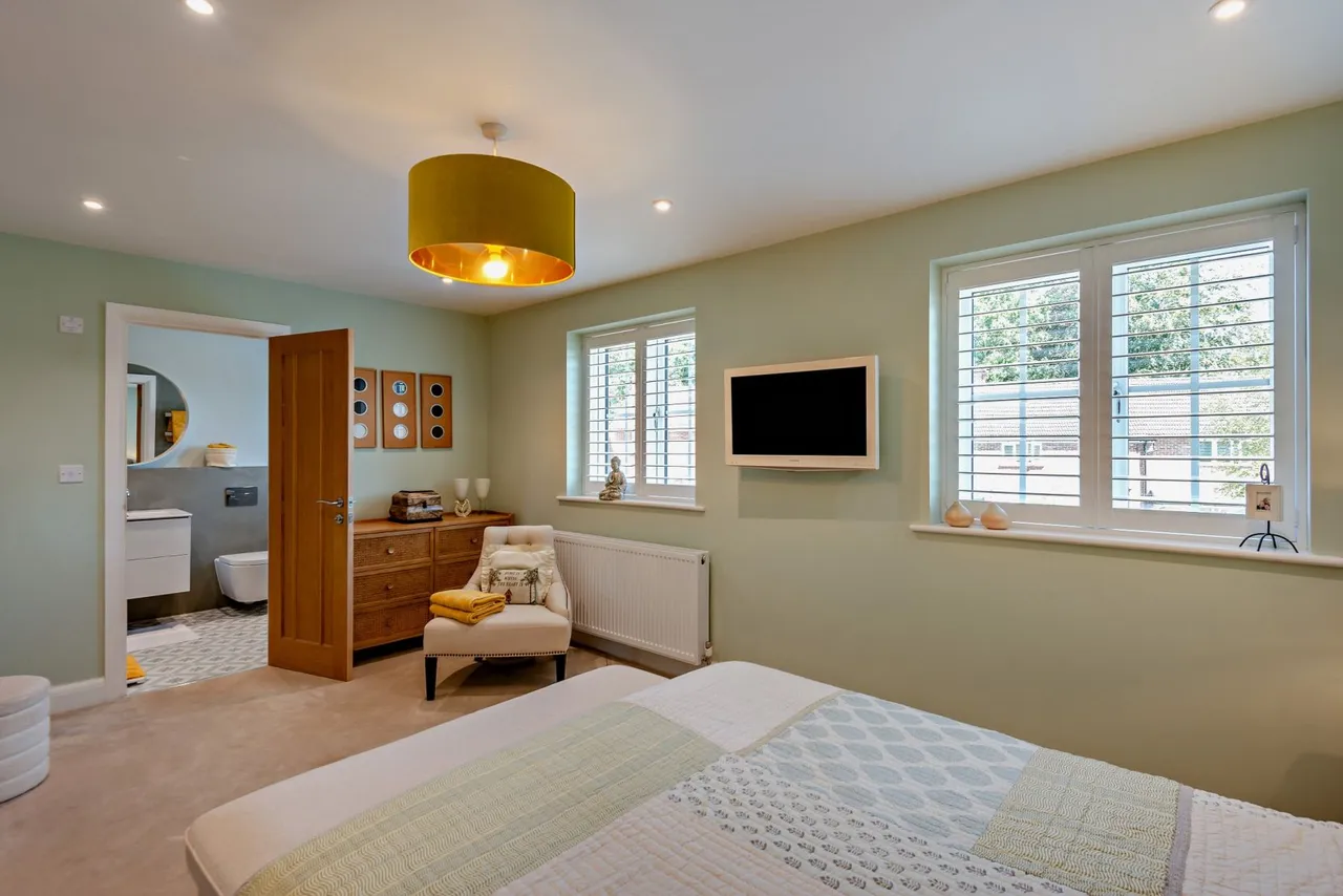 Beechwood Close, Ascot, SL5, photo 10