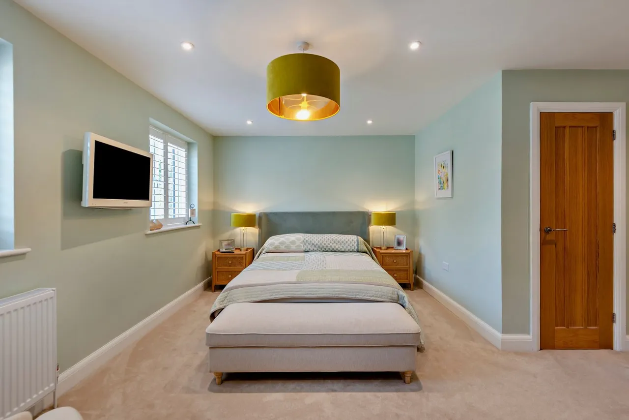 Beechwood Close, Ascot, SL5, photo 9