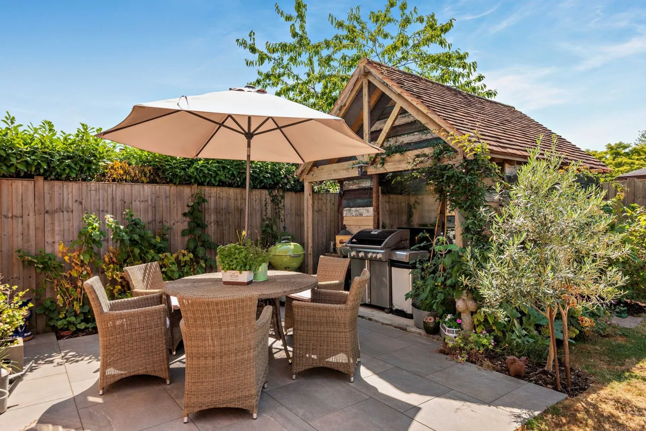 Beechwood Close, Ascot, SL5, photo 18