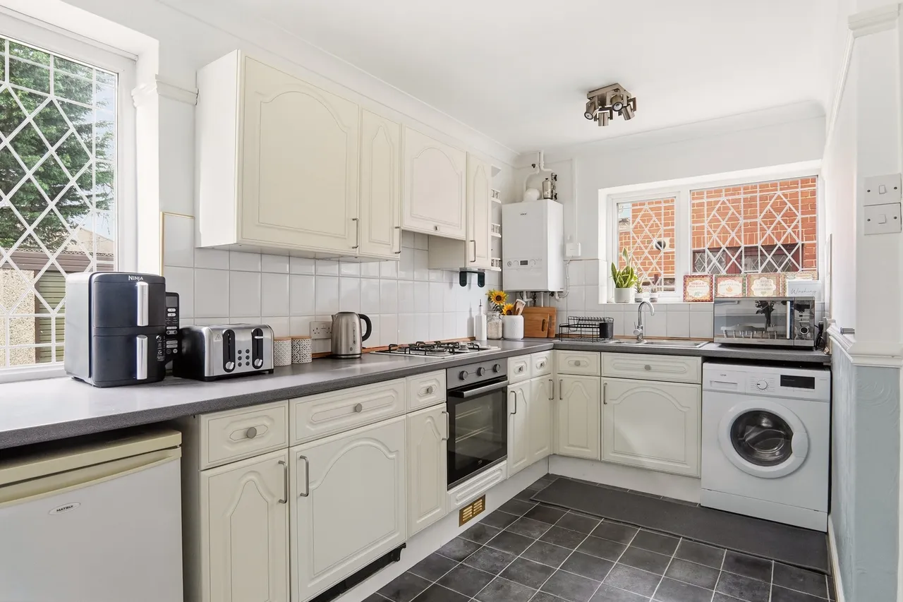 Liverpool Avenue, Doncaster, DN2, photo 6