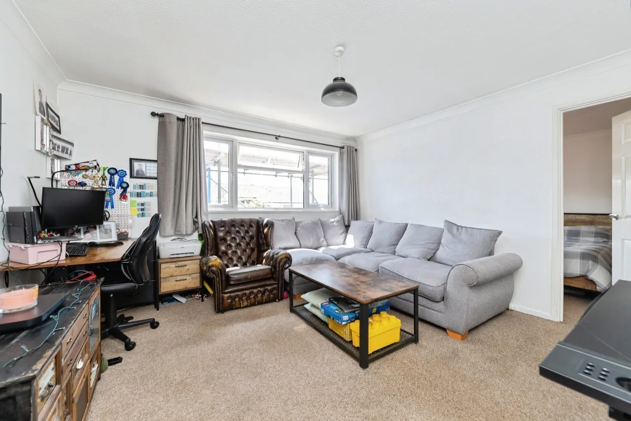 Canterbury Way, Stevenage, Hertfordshire, SG1, photo 6