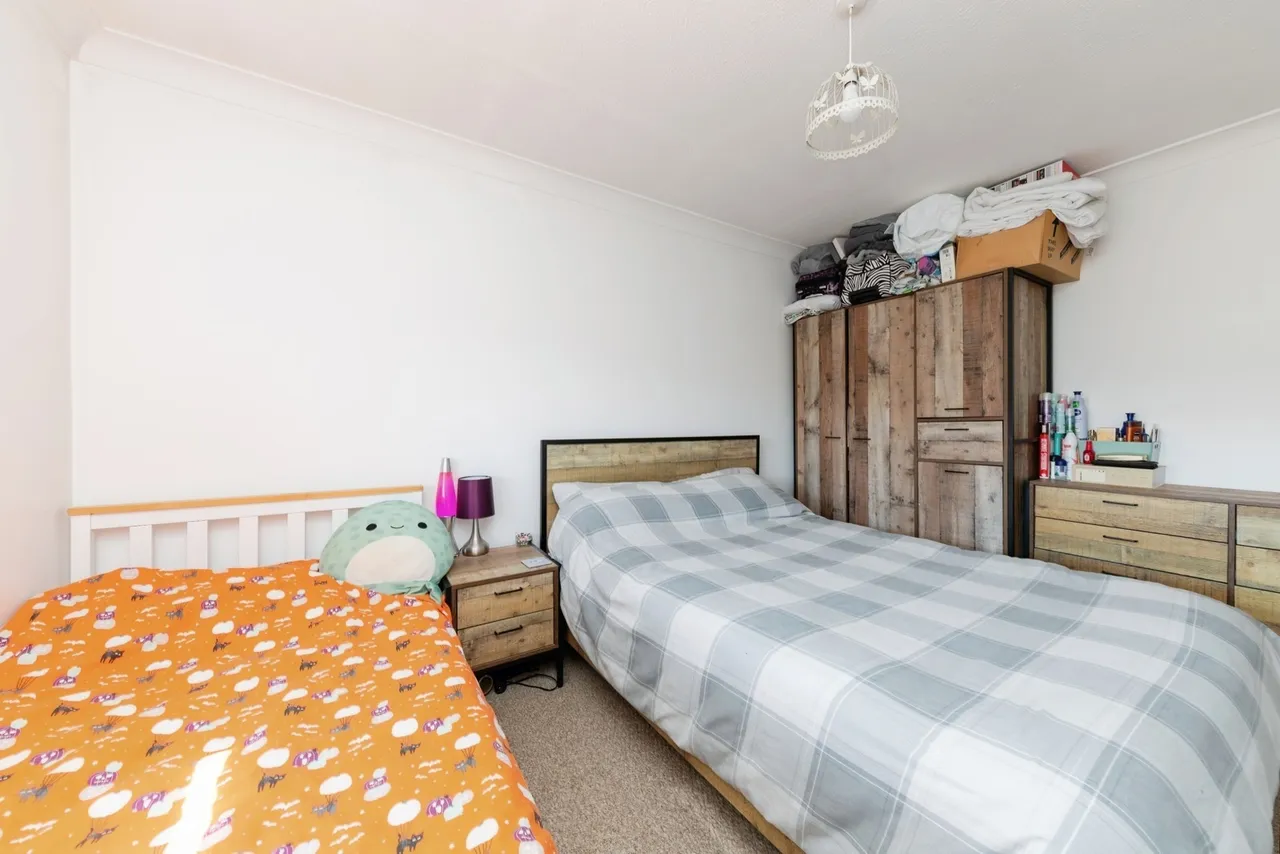 Canterbury Way, Stevenage, Hertfordshire, SG1, photo 8