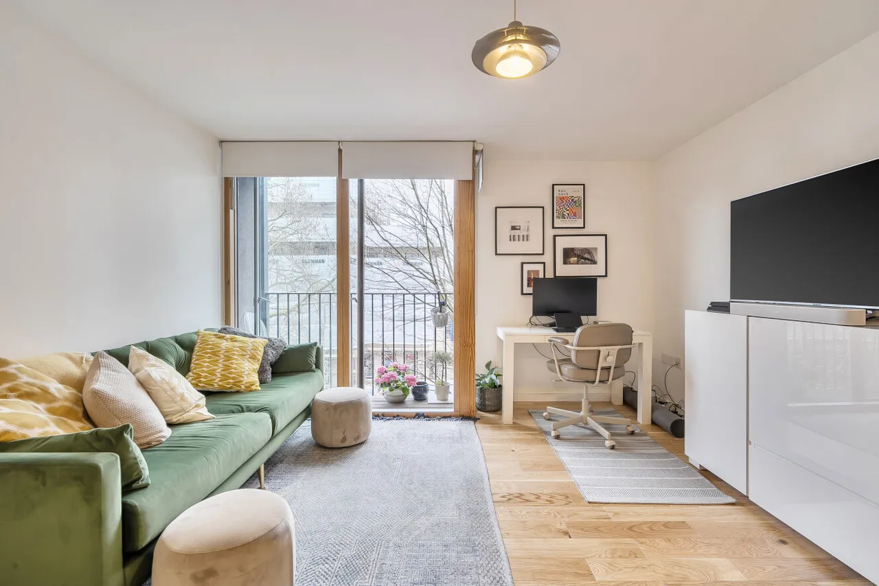 Beaufort Court, 49 Lillie Road, Fulham, London, SW6, photo 6