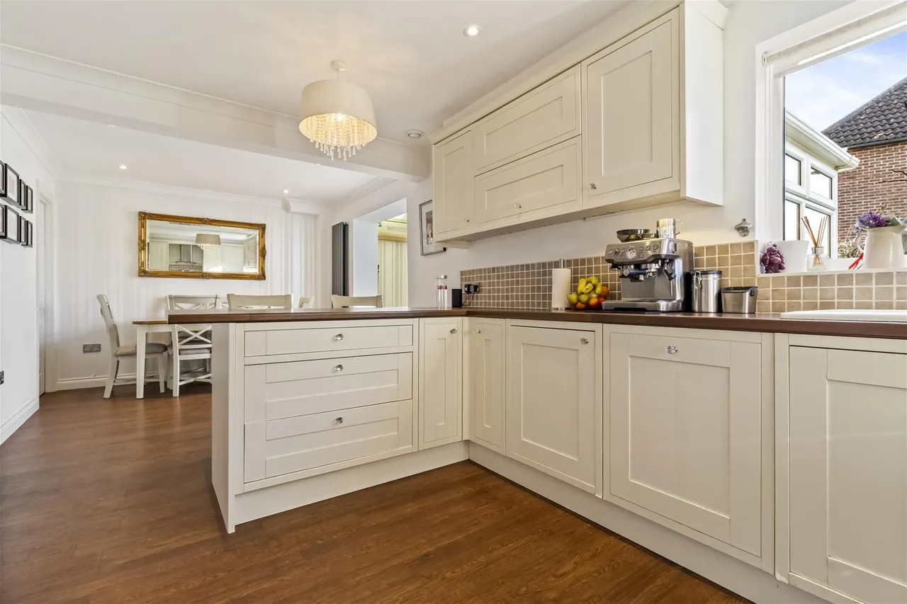 Cowdray Close, Rustington, Littlehampton, photo 7