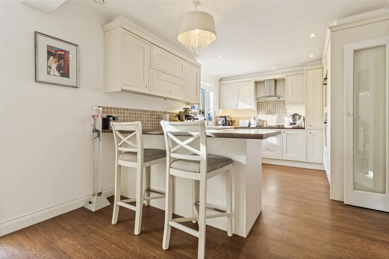 Cowdray Close, Rustington, Littlehampton, photo 8