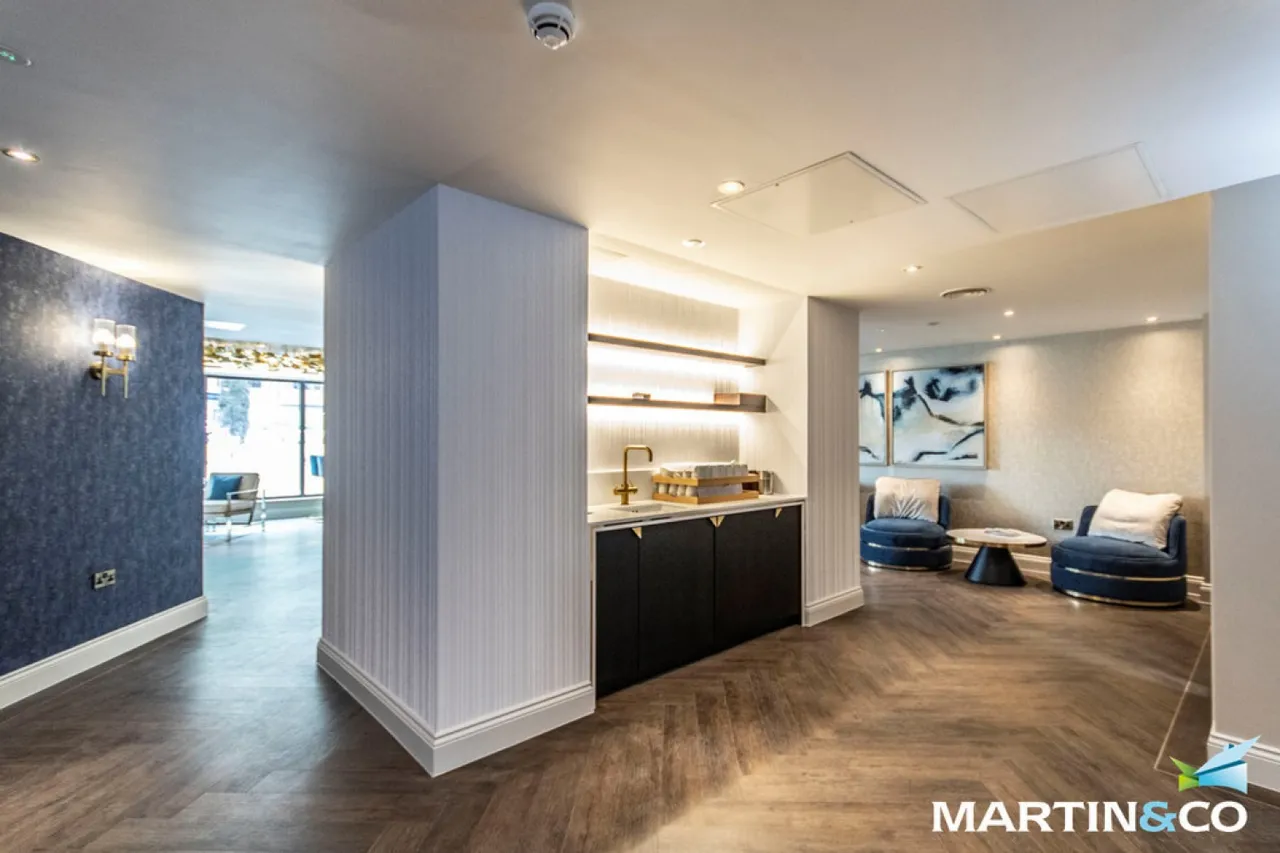 St Martins Place, Birmingham, B15, photo 16