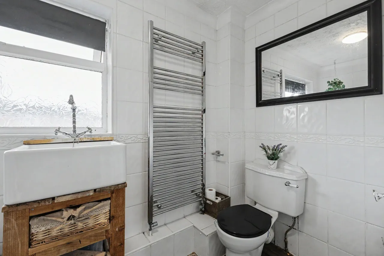 Meadow Road, South Littleton, WR11, photo 14