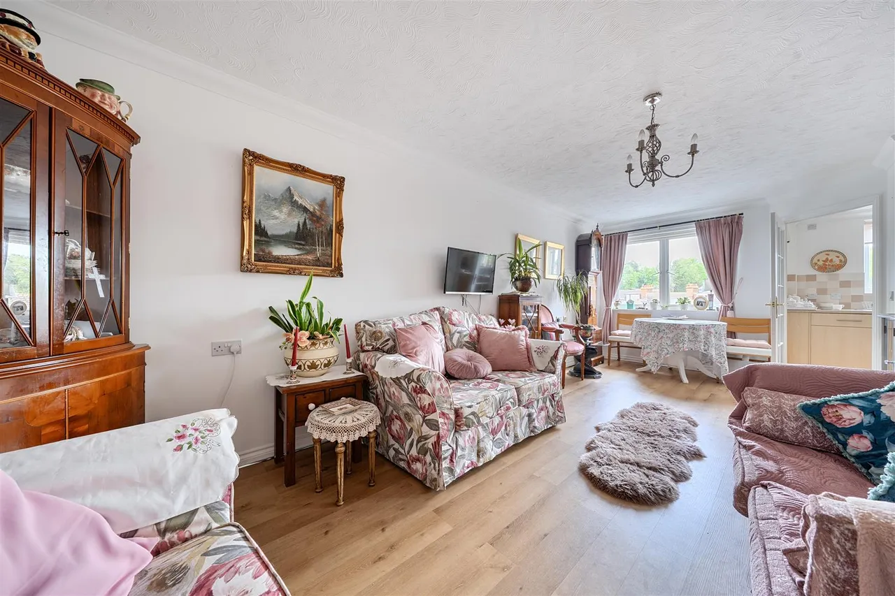 East Street, Hythe, CT21, photo 4