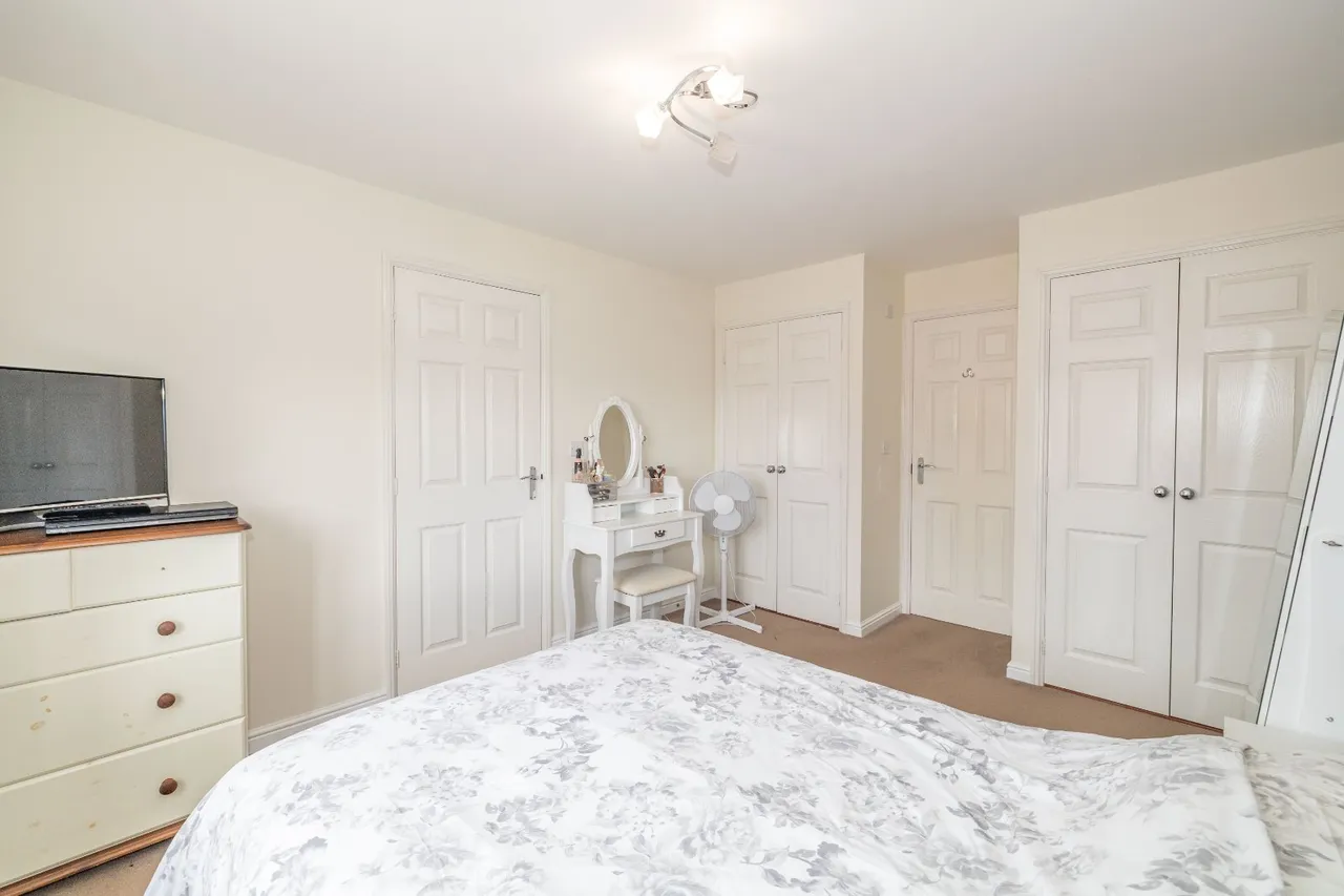 Violet Way, Kingsnorth, TN23, photo 10