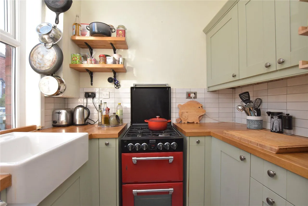 Victoria Road, Kirkstall, LS5, photo 3