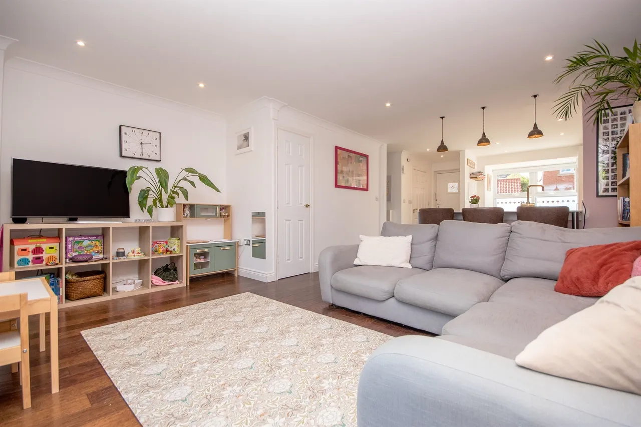 Rosebay Road, Kettering, NN14, photo 8