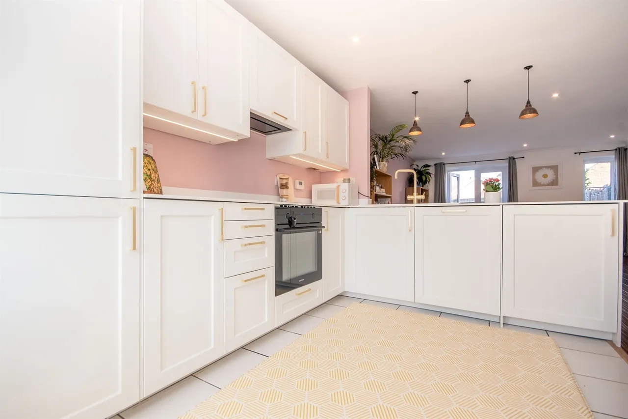 Rosebay Road, Kettering, NN14, photo 5