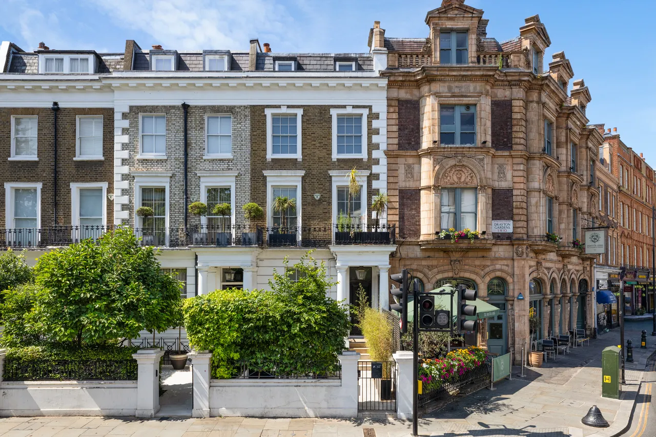South Kensington, Drayton Gardens, Chelsea, London, photo 12