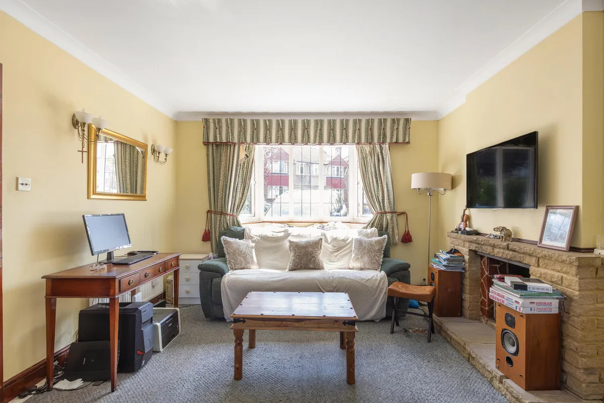 Morden, SM4, photo 4