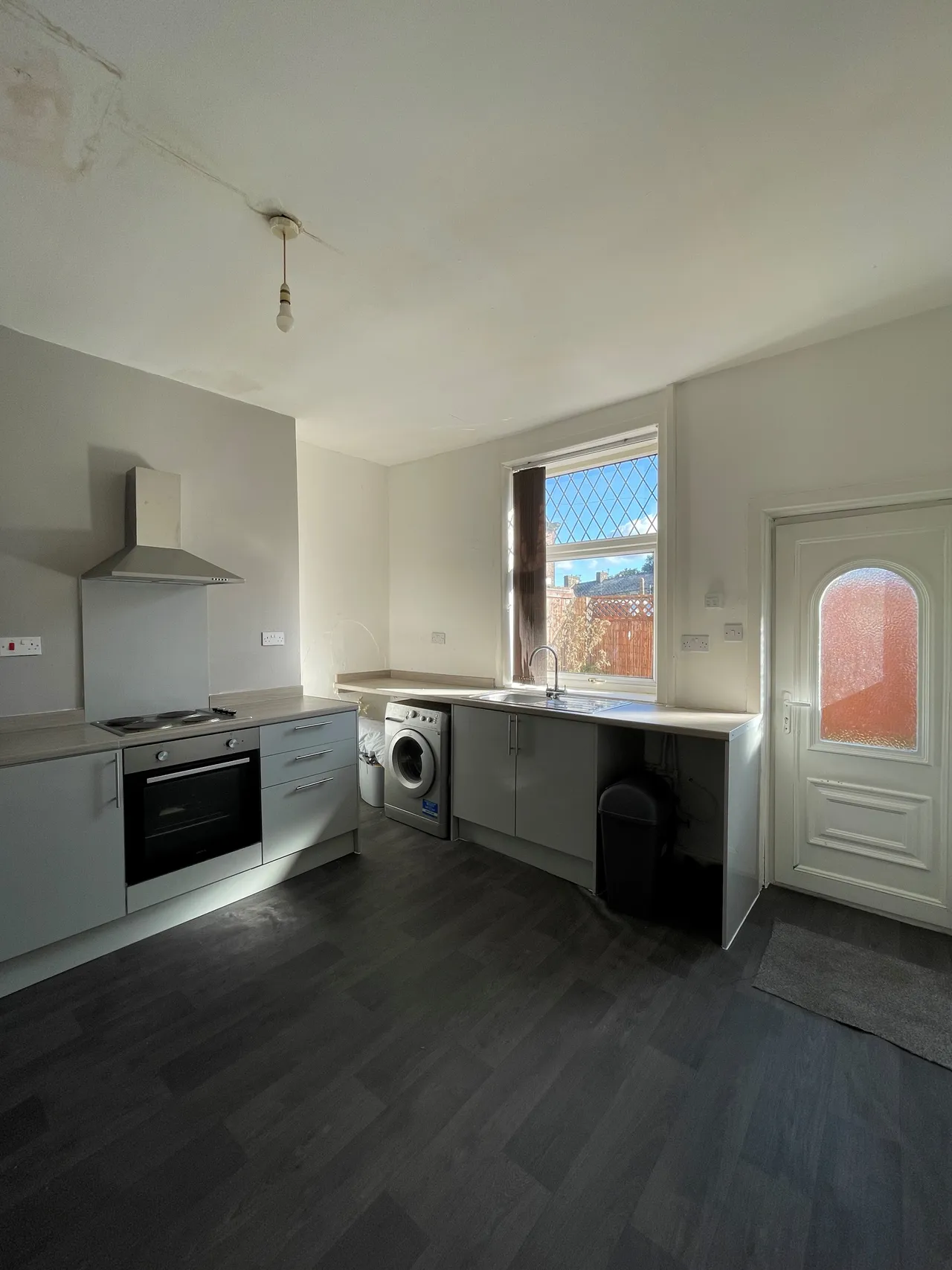 2 bed house to rent — Hudson Street, Burnley