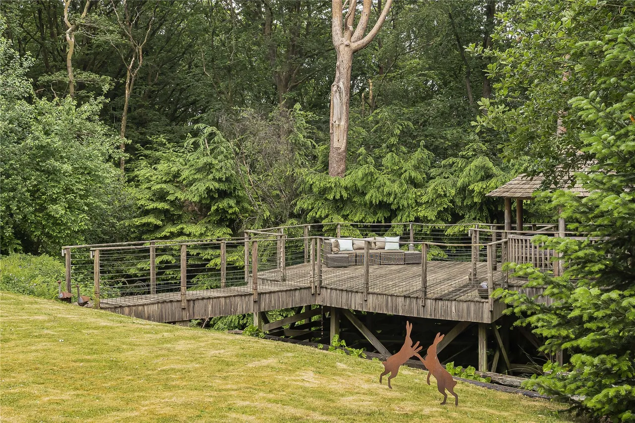 Woodcock Bottom, Grayshott, GU26, photo 21