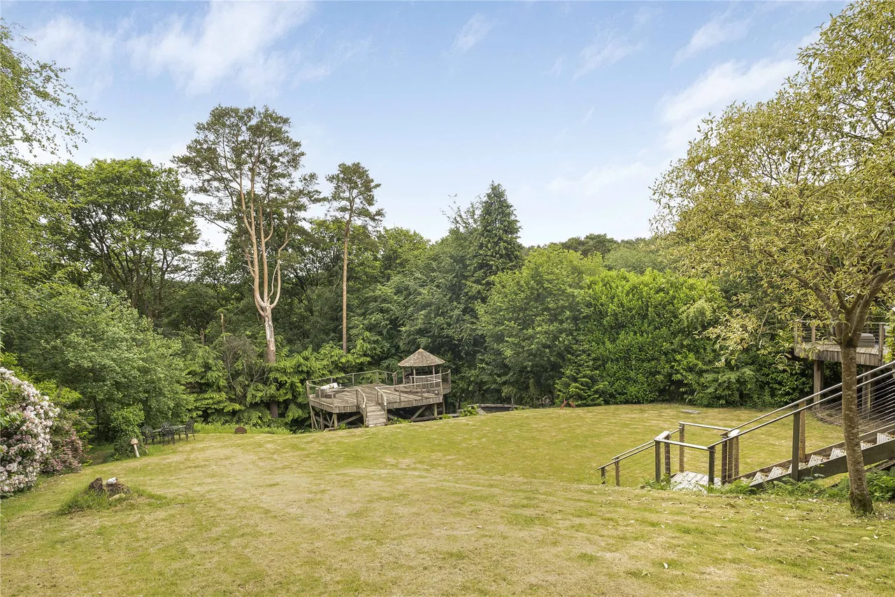 Woodcock Bottom, Grayshott, GU26, photo 10