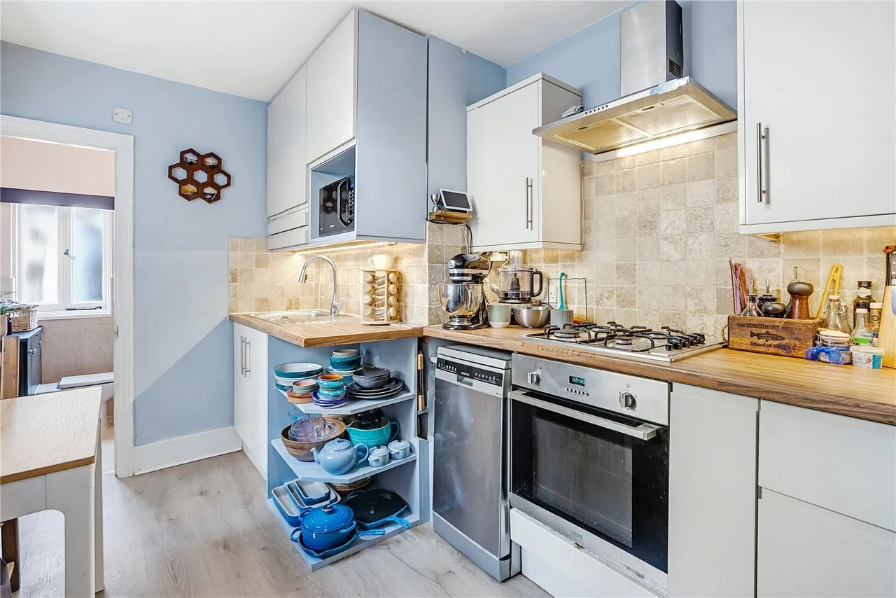 Grayshott Road, London, SW11, photo 8