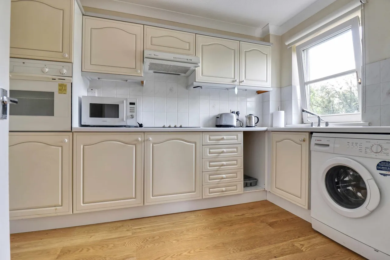 Orchard Lea, High Wych, CM21, photo 5