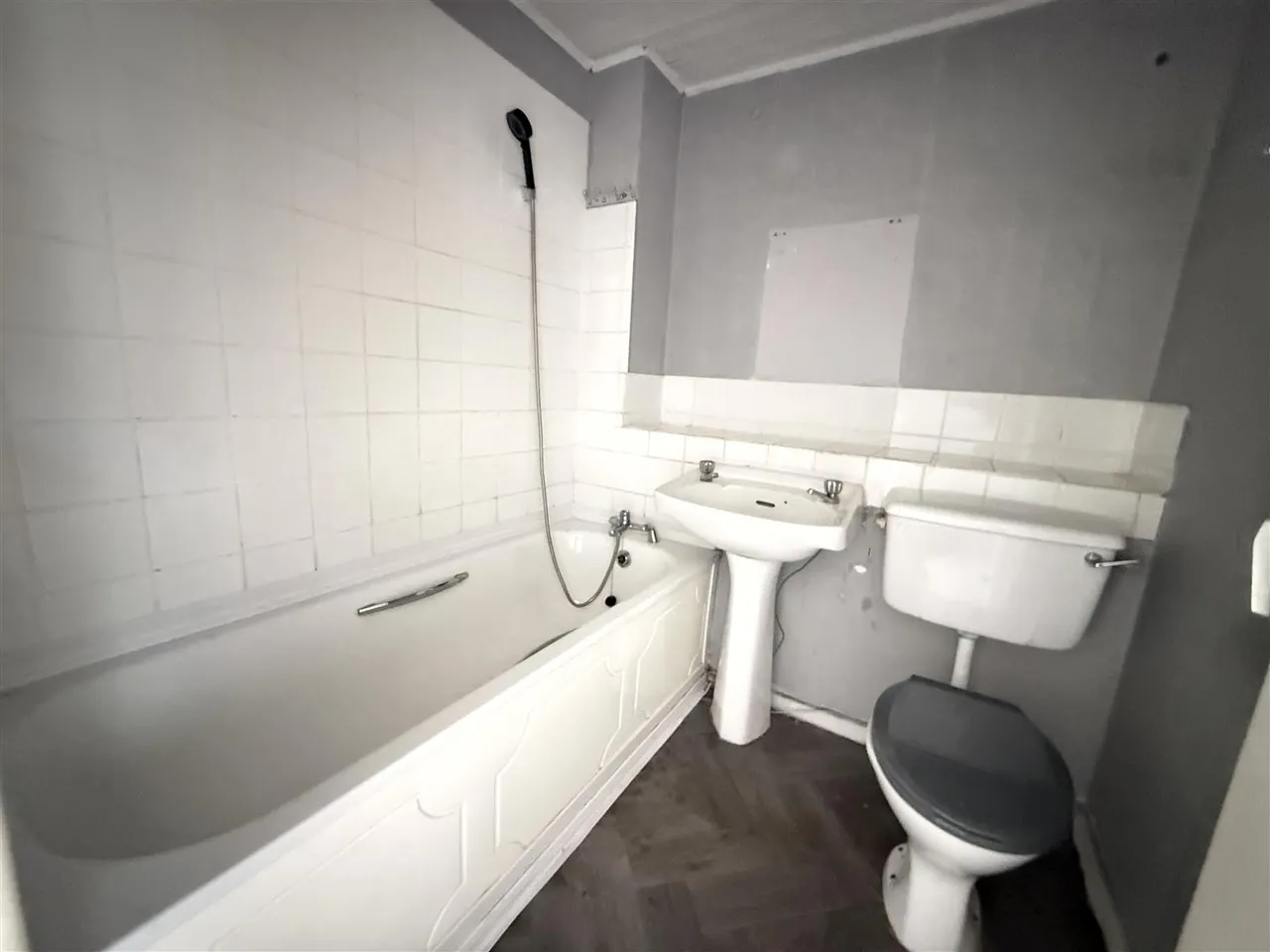 Anthony Close, West Gorton, M12, photo 7