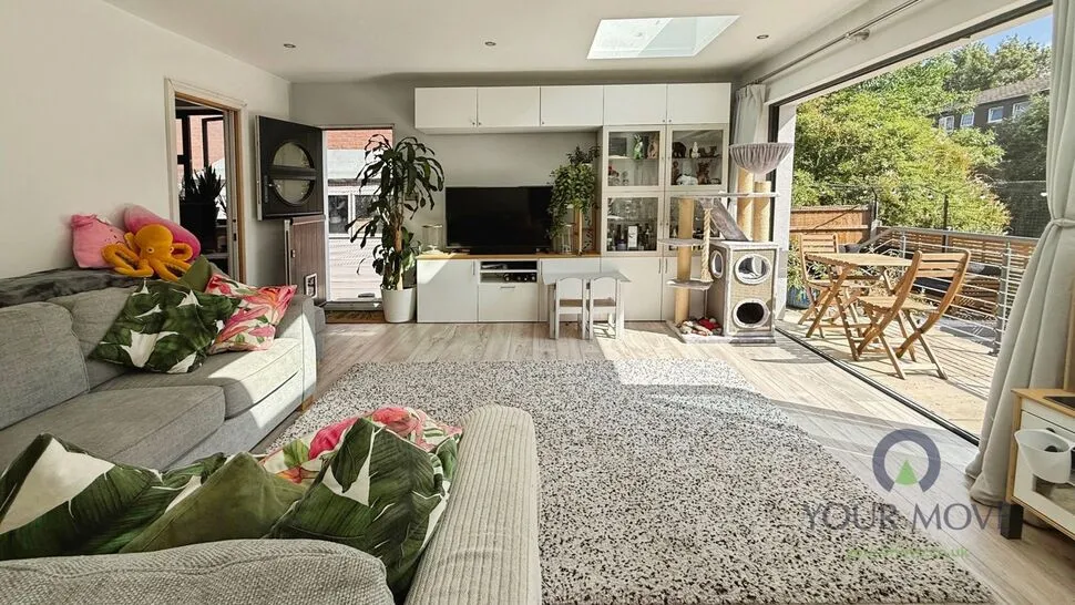 Celandine Drive, London, SE28, photo 8