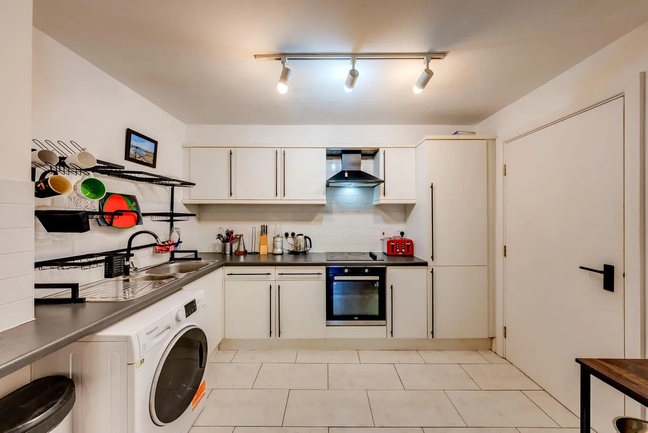 Durward Street, London, E1, photo 10