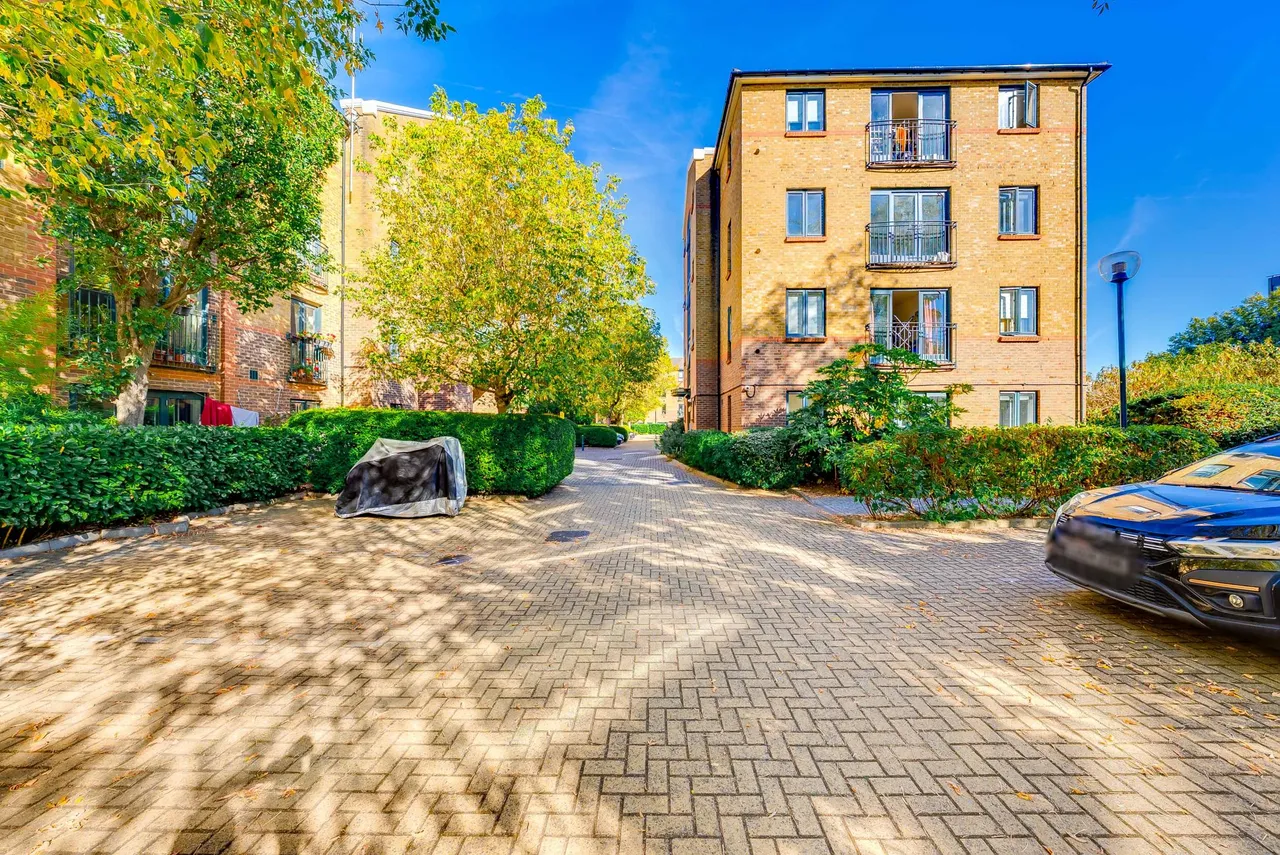 Durward Street, London, E1, photo 2