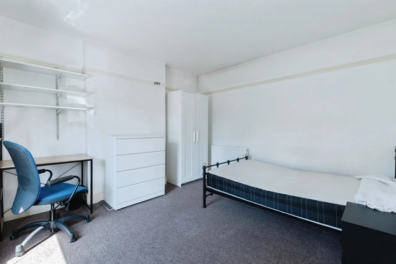 Kemp Road, Bournemouth, BH9, photo 13
