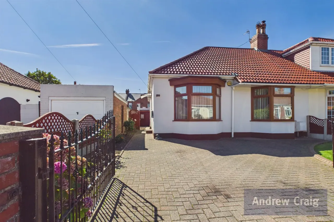 2 bed house for sale, Central Gardens, South Shields, NE34
