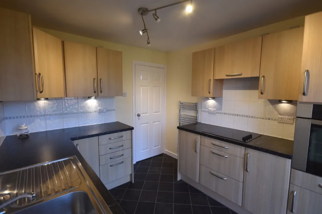 Ffordd Alun, Wrexham, LL12, photo 3