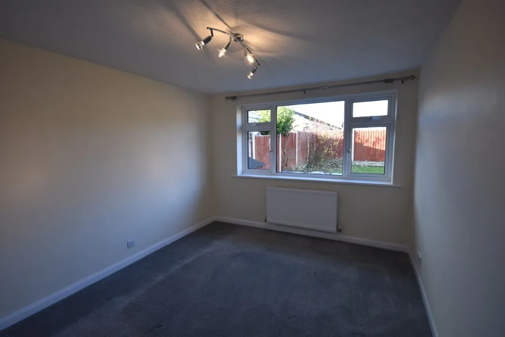 Ffordd Alun, Wrexham, LL12, photo 5