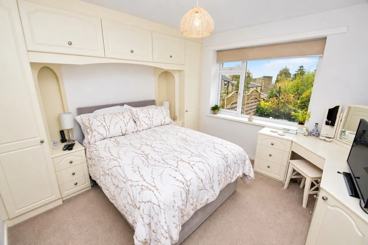 Wilsden, Bradford, BD15, photo 13