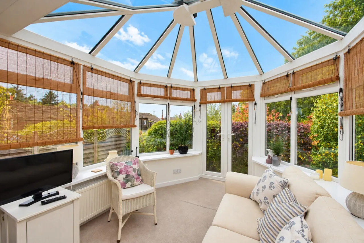 Wilsden, Bradford, BD15, photo 18