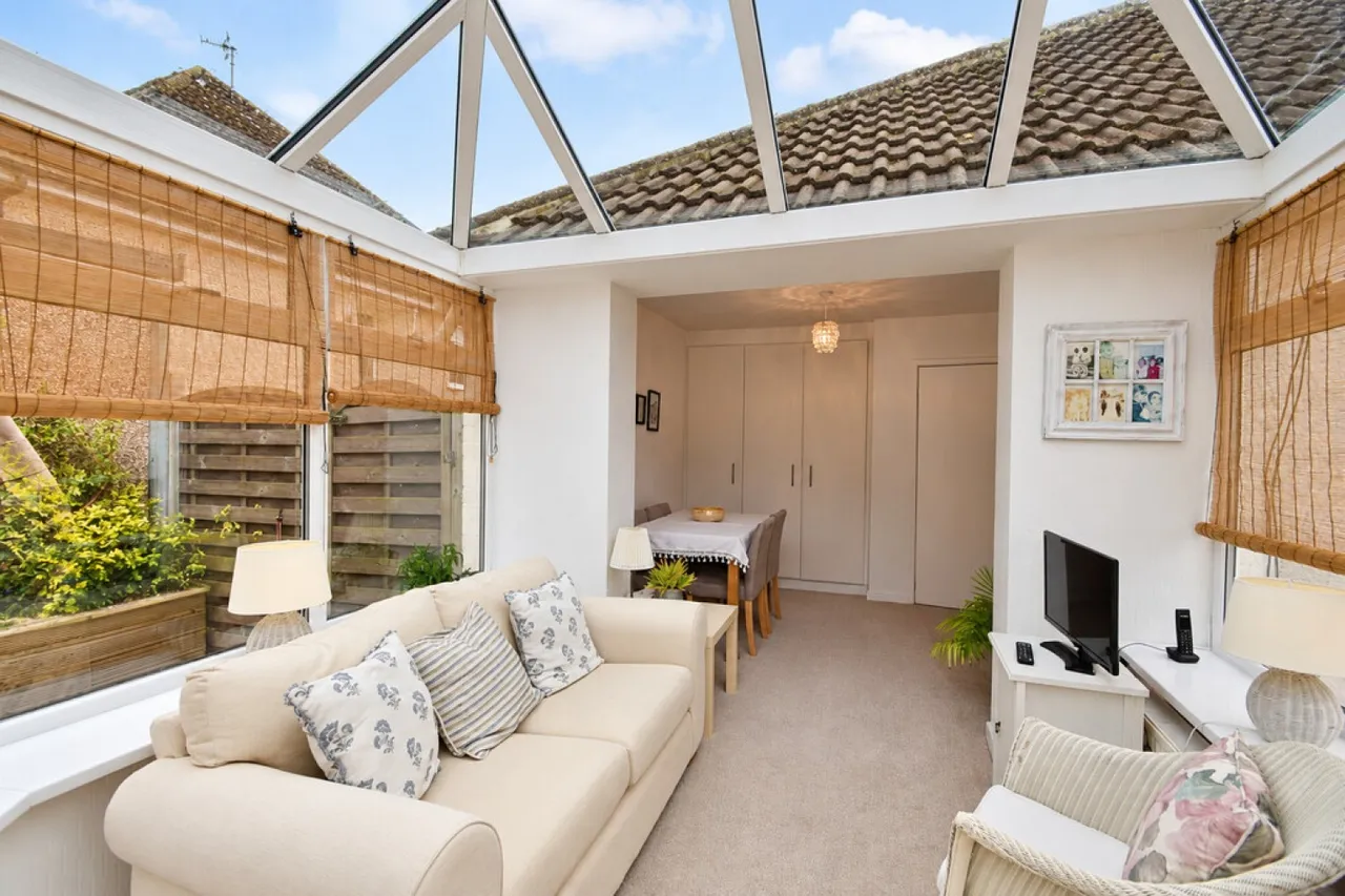 Wilsden, Bradford, BD15, photo 6