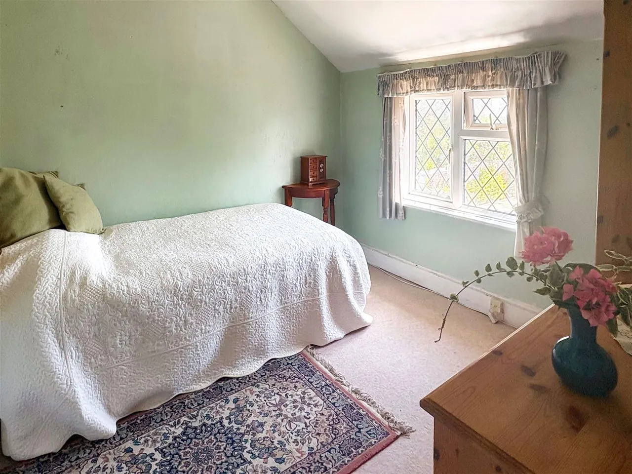 Wallace Road, Rustington, photo 9