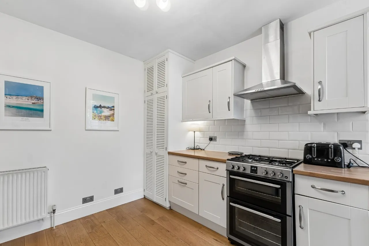 Oxford Gardens, Chiswick, W4, photo 11