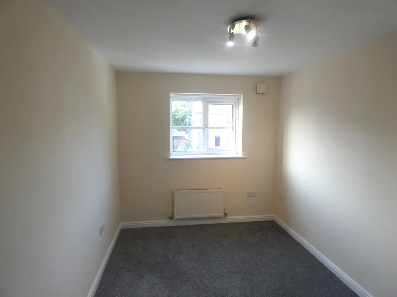 Keane Court, Manchester, Cheetham Hill, M8, photo 4