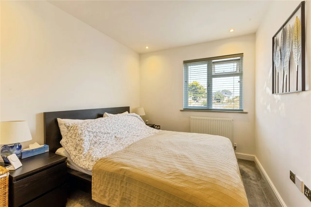 Shore Road, Bonchurch, PO38, photo 5
