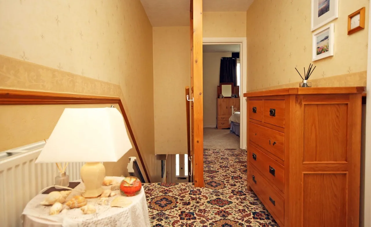 Ty Croes, LL63, photo 22