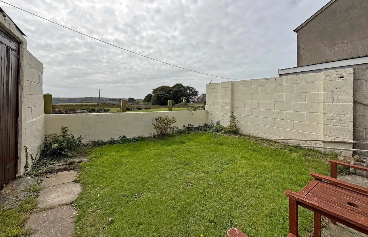 Ty Croes, LL63, photo 16