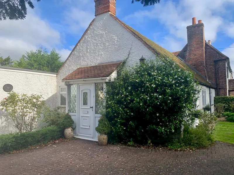 Town Lane, Wooburn Green HP10 0PJ, photo 2