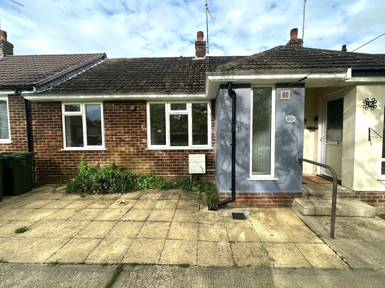 2 bed house for sale — Beech Drive, Hothfield, Ashford