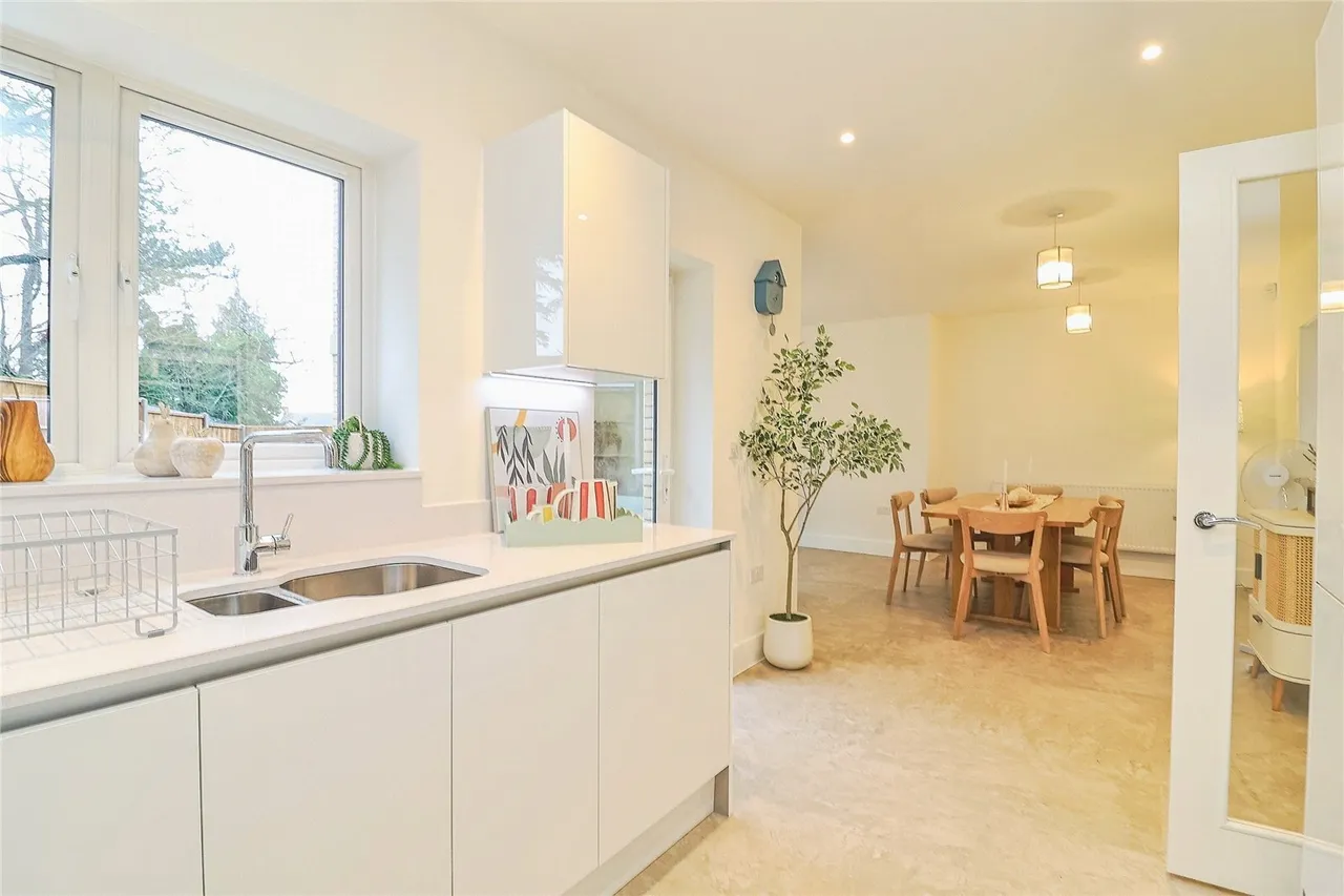 Newton Road, Stoke Hammond, Milton Keynes, Buckinghamshire, MK17, photo 11